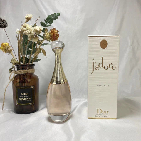 DIOR J'ADORE Toilette